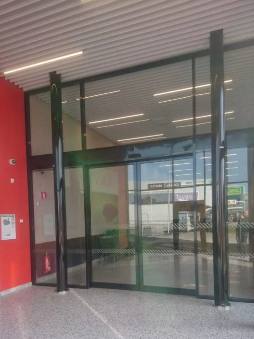 air curtains, aircurtains, air curtain, aircurtain, luchtgordijn, luchtdeur, luchtwand, luchtmes, rideau d'air, Luftschleier, luftrid&aring;er