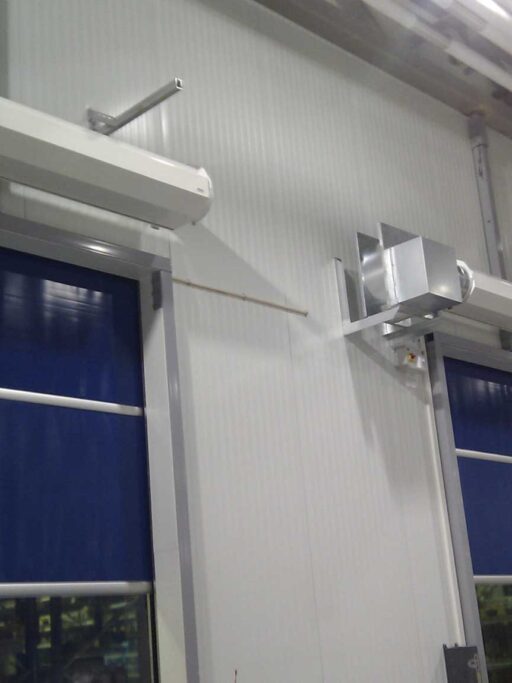 air curtains, aircurtains, air curtain, aircurtain, luchtgordijn, luchtdeur, luchtwand, luchtmes, rideau d'air, Luftschleier, luftridåer