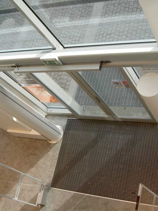 air curtains, aircurtains, air curtain, aircurtain, luchtgordijn, luchtdeur, luchtwand, luchtmes, rideau d'air, Luftschleier, luftridåer