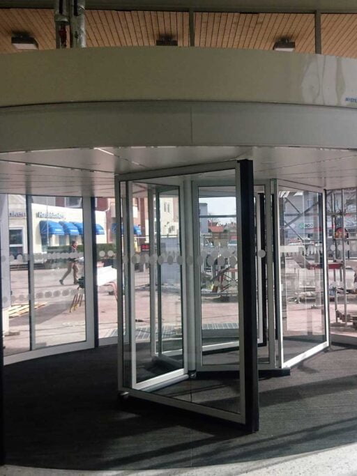 air curtains, aircurtains, air curtain, aircurtain, luchtgordijn, luchtdeur, luchtwand, luchtmes, rideau d'air, Luftschleier, luftridåer