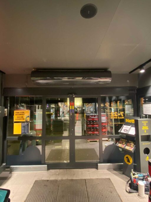 air curtains, aircurtains, air curtain, aircurtain, luchtgordijn, luchtdeur, luchtwand, luchtmes, rideau d'air, Luftschleier, luftridåer