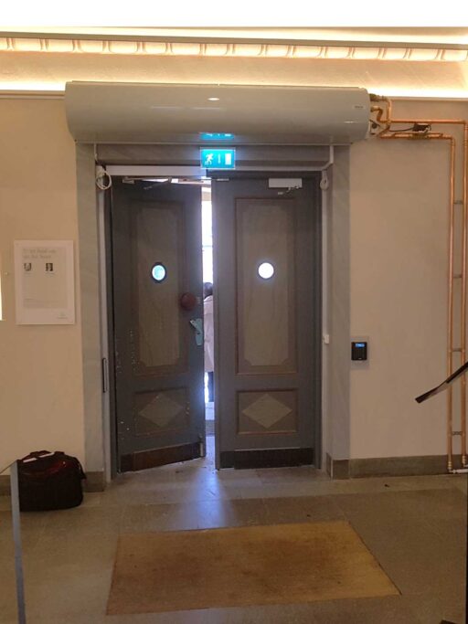 air curtains, aircurtains, air curtain, aircurtain, luchtgordijn, luchtdeur, luchtwand, luchtmes, rideau d'air, Luftschleier, luftridåer