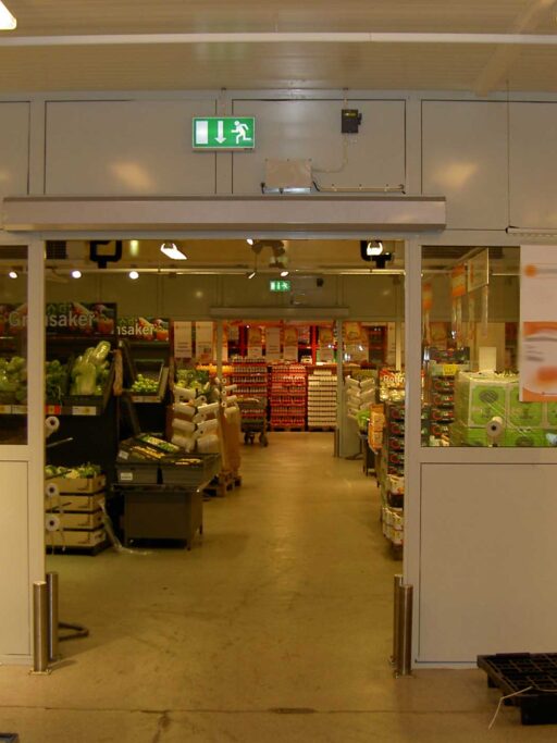 Air curtains, aircurtains, air curtain, aircurtain, luchtgordijn, luchtdeur, luchtwand, luchtmes, rideau d'air, Luftschleier, luftridåer