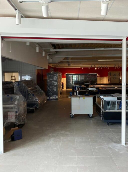 Rullport in till kyld zon i matbutik