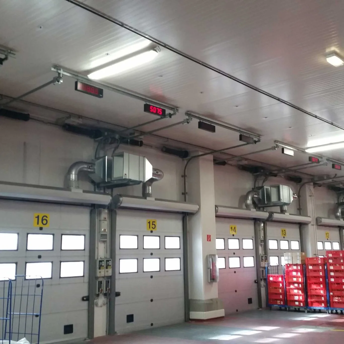 air curtains, aircurtains, air curtain, aircurtain, luchtgordijn, luchtdeur, luchtwand, rideau d'air, Luftschleier, luftrid&aring;er