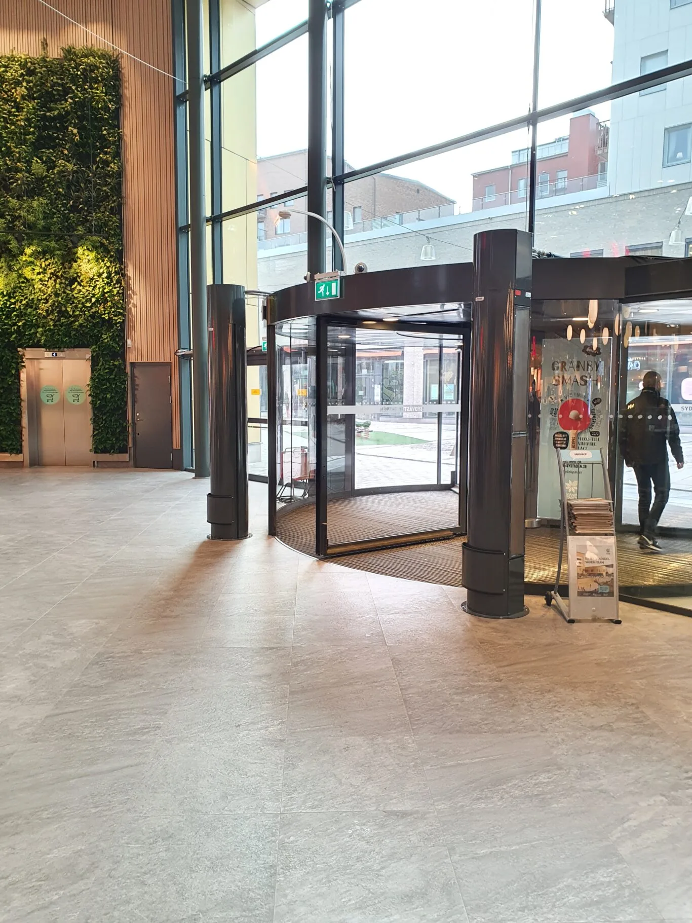 air curtains, aircurtains, air curtain, aircurtain, luchtgordijn, luchtdeur, luchtwand, rideau d'air, Luftschleier, luftridåer